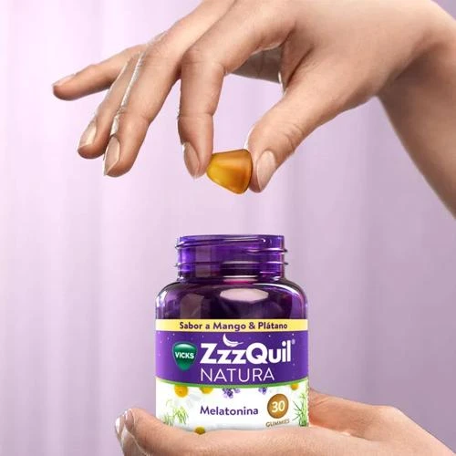 ZzzQuil NATURA Melatonina Sabor Mango Y Plátano 30 Gummies 11 ZzzQuil NATURA Melatonina Sabor Mango Y Plátano 30 Gummies - Imagen 9